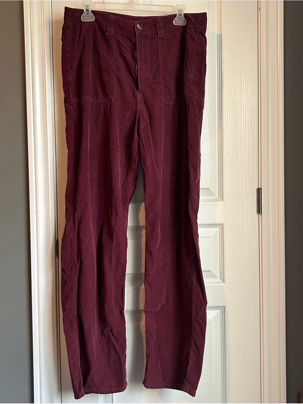 American Eagle Outfitters Wide Leg Pants in Deep Burgundy